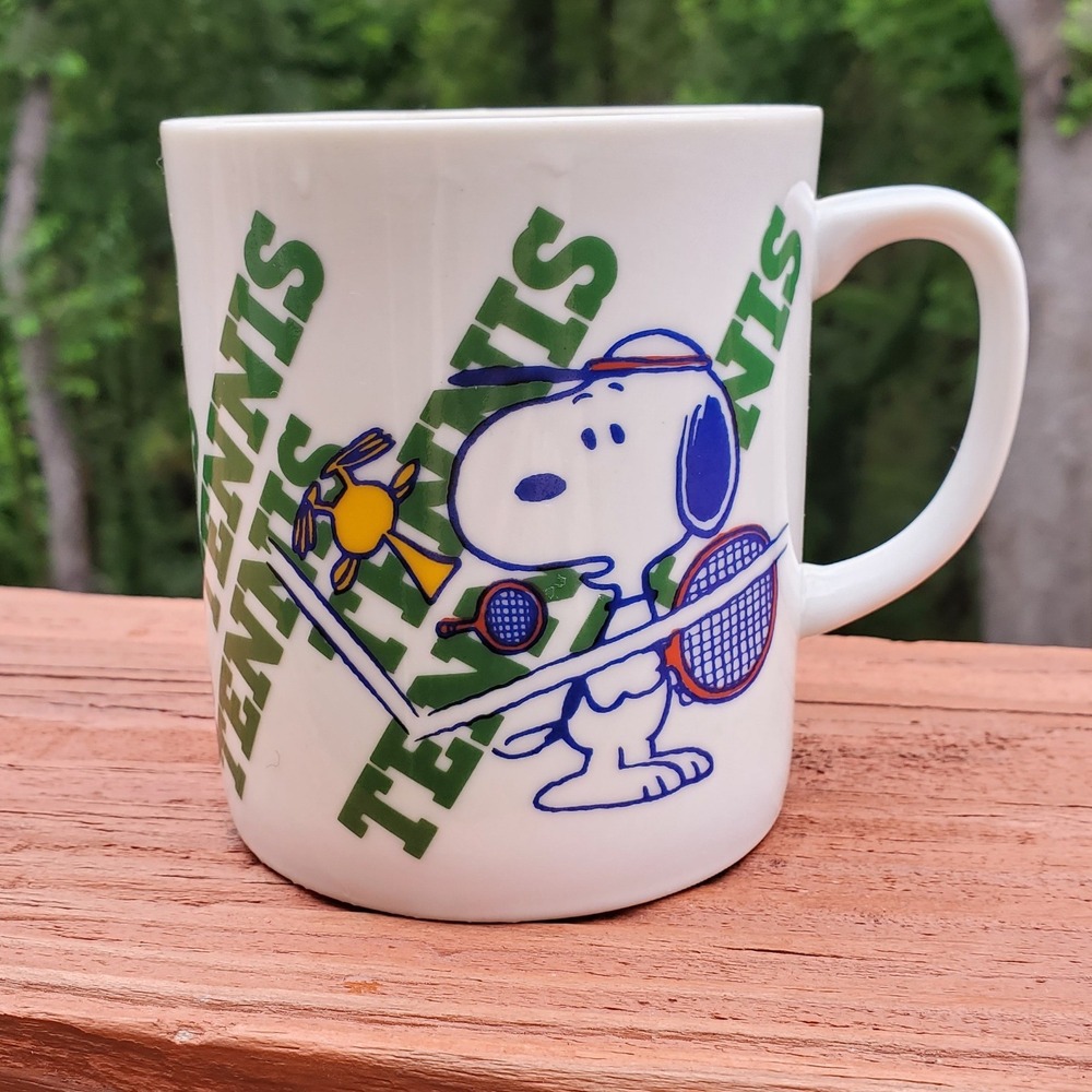 Vtg 1980s Snoopy Woodstock Tennis Coffee Mug Peanuts United Feature Japan Cup
